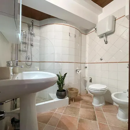 Residencia Pais *