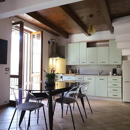 Residencia Pais Apartment *